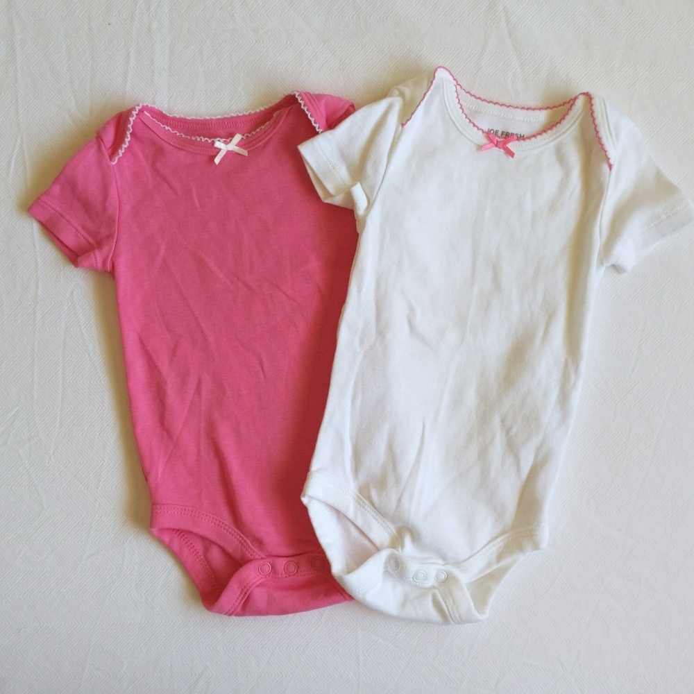 joe fresh 2-pack picot-trimmed pink & white bodysuit diaper shirts 6 months baby